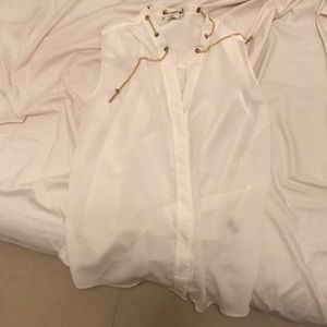 White Sleeveless Sioni Top w/ Gold Chain - Size L
